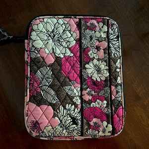 Vera Bradley Tablet IPad Case - Mocha Rouge retired print